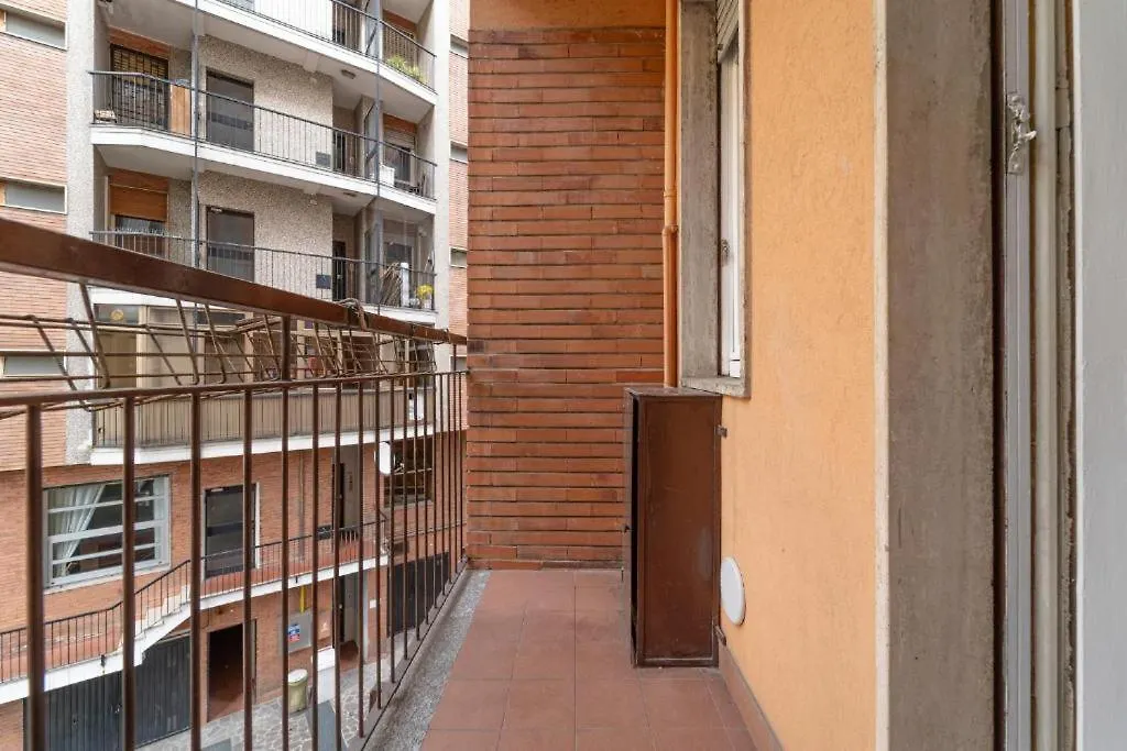 I-Host Luxury Apartment - Certosa 1 ميلان